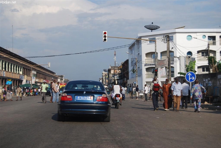 Opérations villes mortes pour le départ de Gbagbo / Les transporteurs décident de tout arrêter